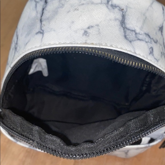 Mini Backpack - Picture 4 of 5